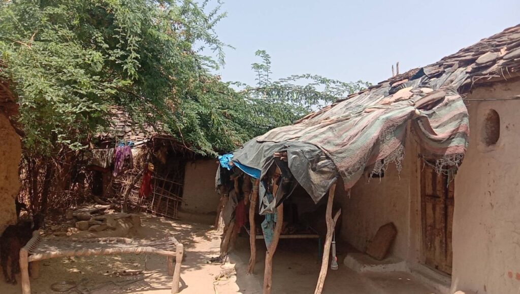 in chitrakoot These villagers have not got the benefit of housing till date